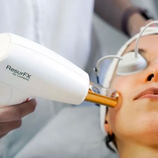 Eyes facial treatment